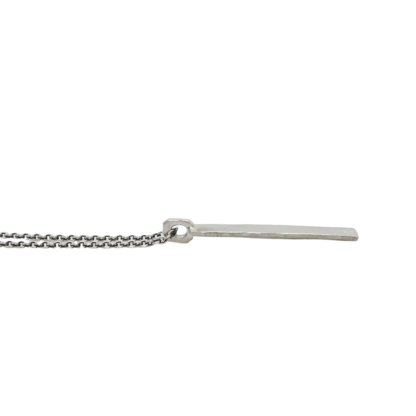 Handgeschmiedete Anhänger aus 925 Silber, peronalisierbar mit Wunschgravur.