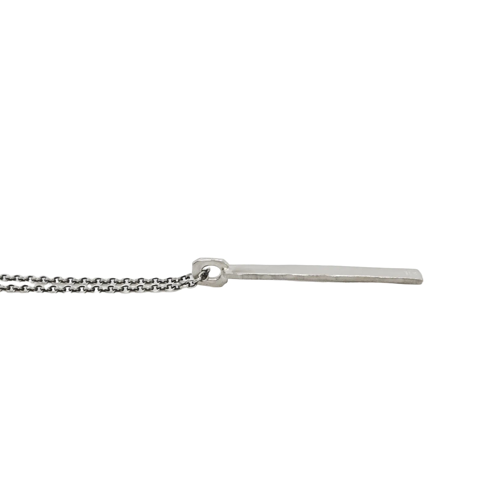 Handgeschmiedete Anhänger aus 925 Silber, peronalisierbar mit Wunschgravur.
