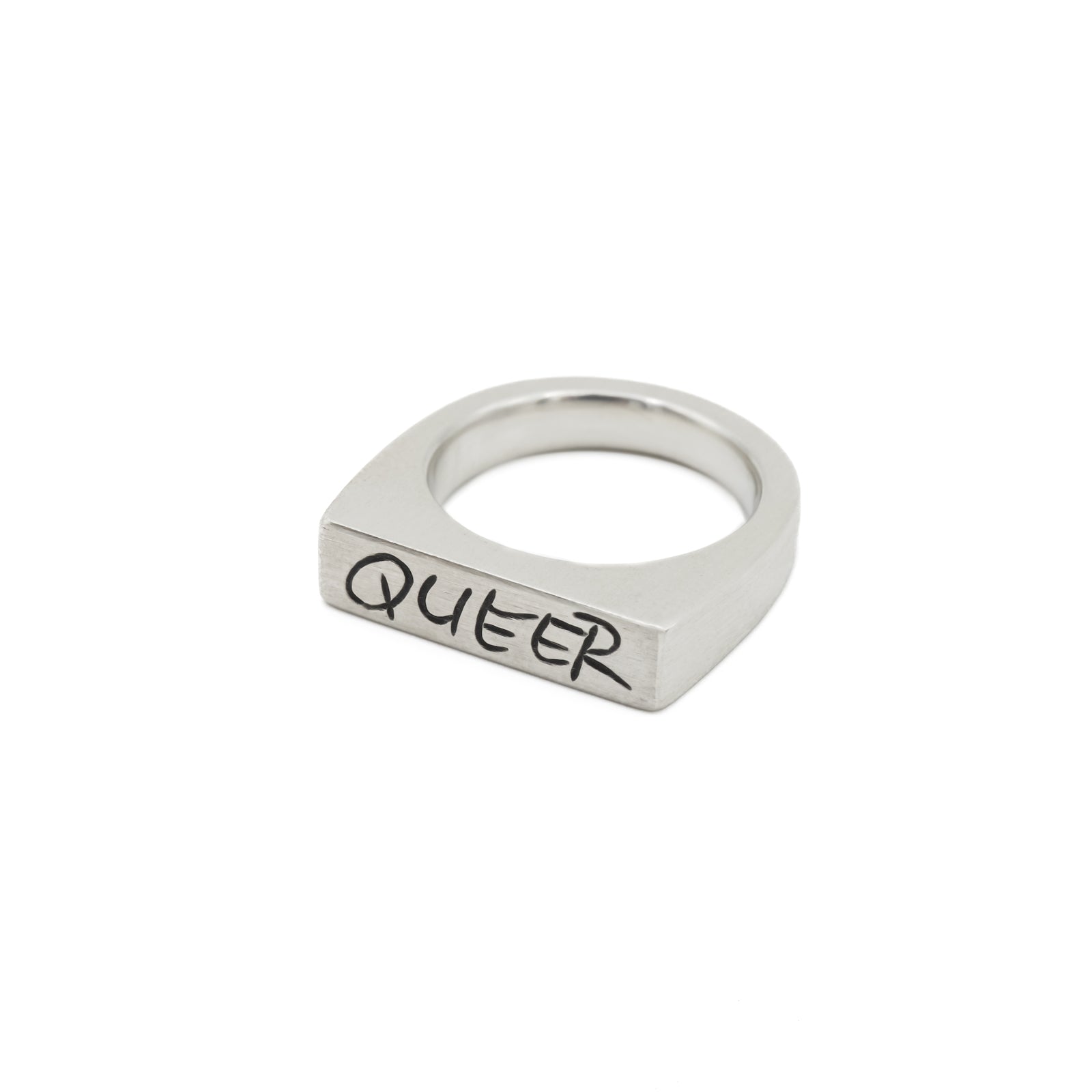 MLM Siegelring mit Gravur "Queer" stilvoller Pride & Gay Schmuck für den Alltag. 