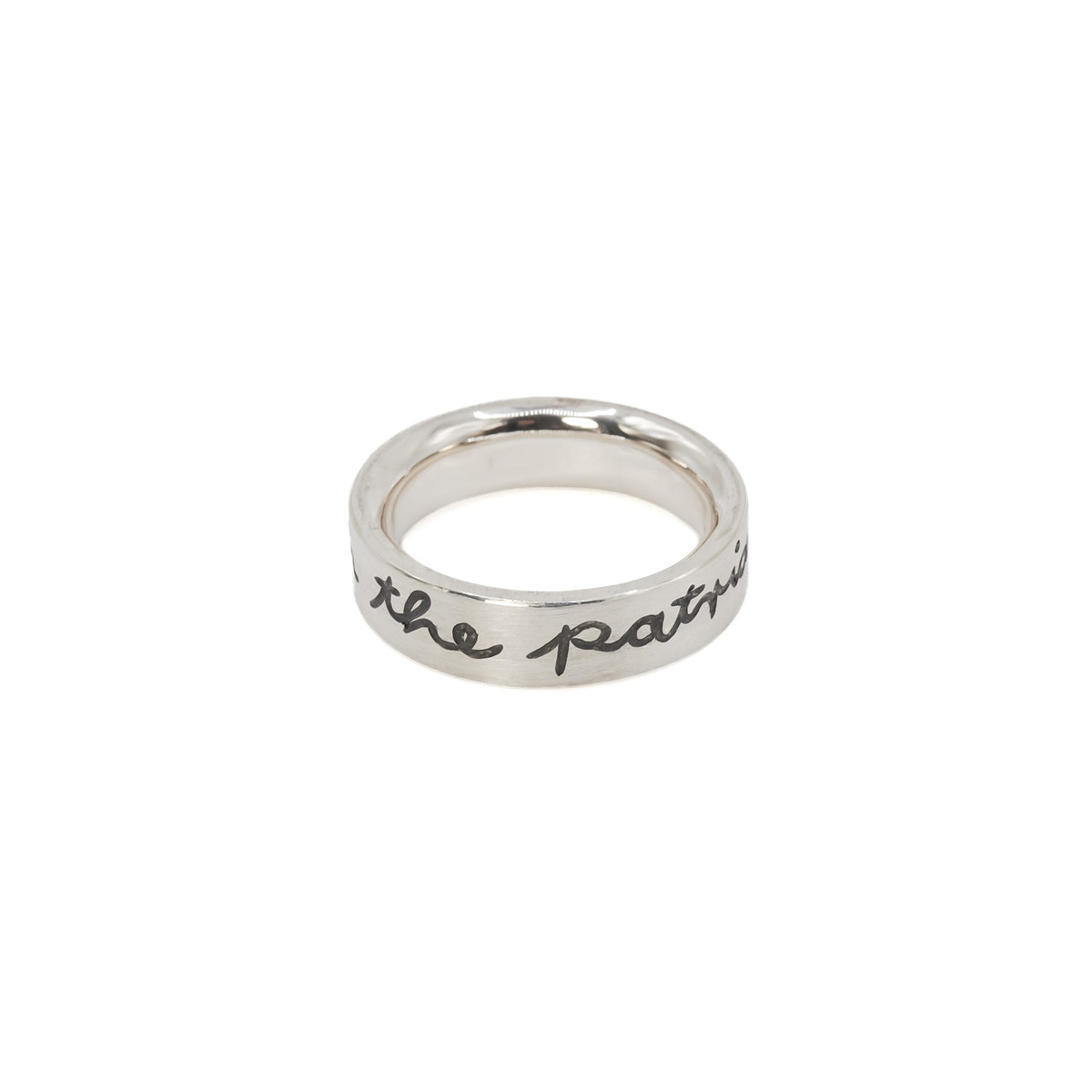 Mattierter Silberring aus 925 Sterling Silber mit Beispiel einer individuellen Gravur in Handschrift.