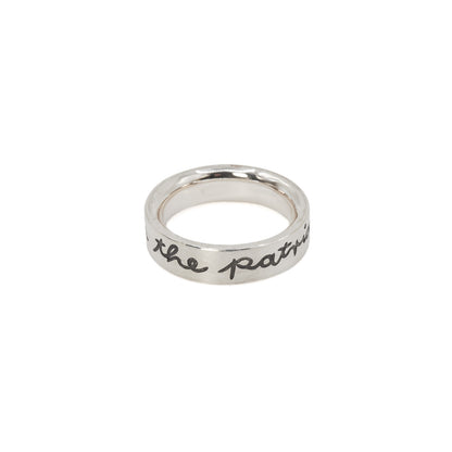 Mattierter Silberring aus 925 Sterling Silber mit Beispiel einer individuellen Gravur in Handschrift.